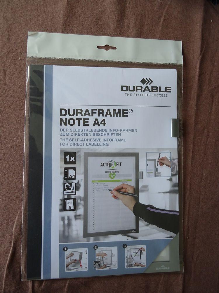 Pratique avec porte-stylo intégré