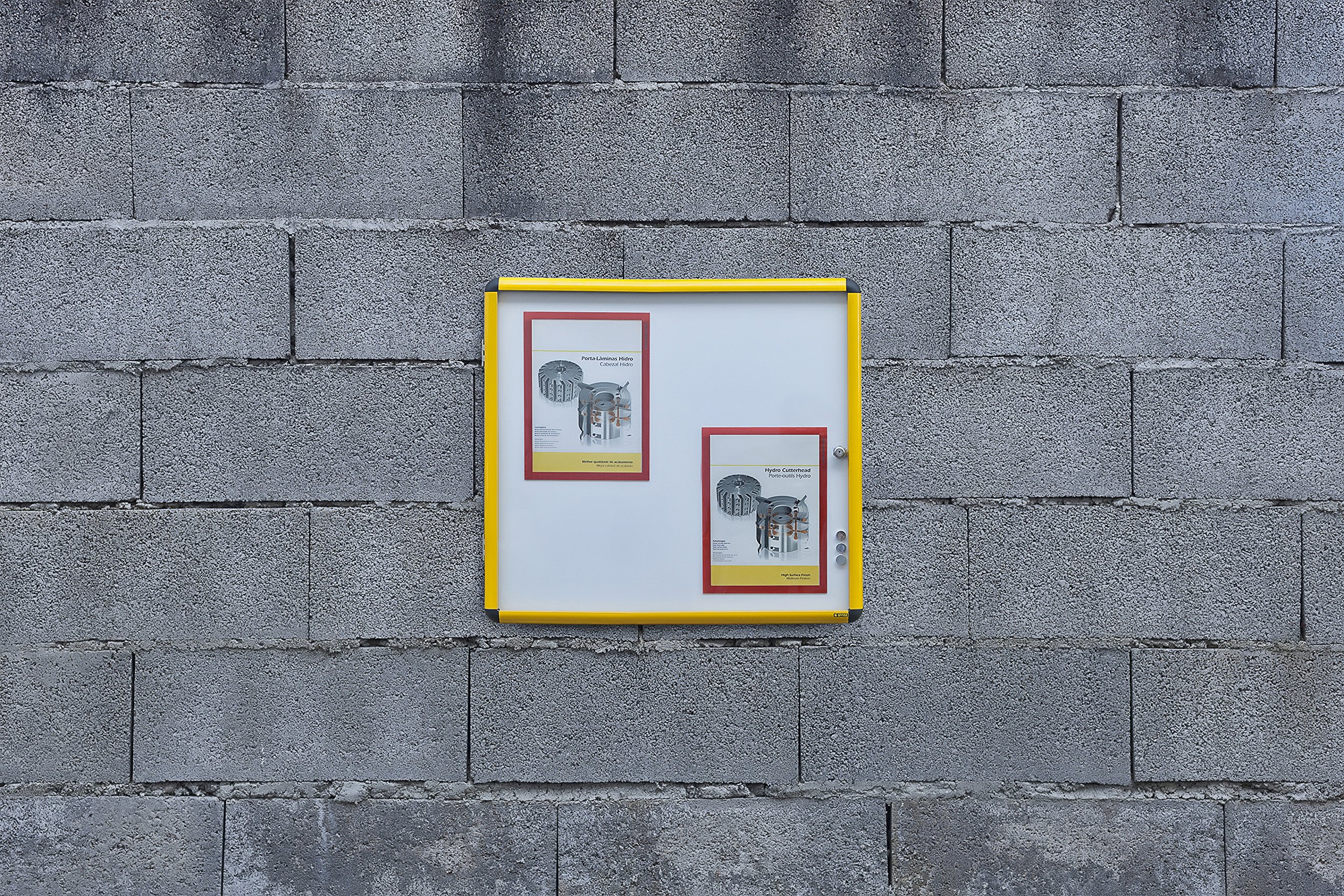 bi-office-exhibit-vitrine-d-int-rieur-murale-6-x-a4-cadre-aluminium-jaune-fond-m image 4