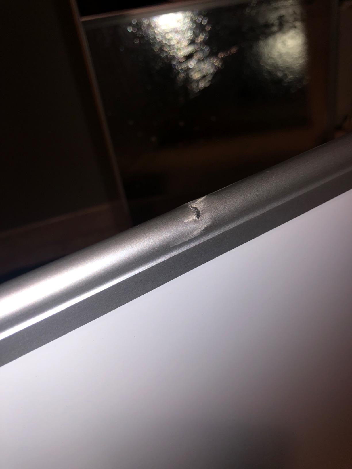 Surface marquée vite